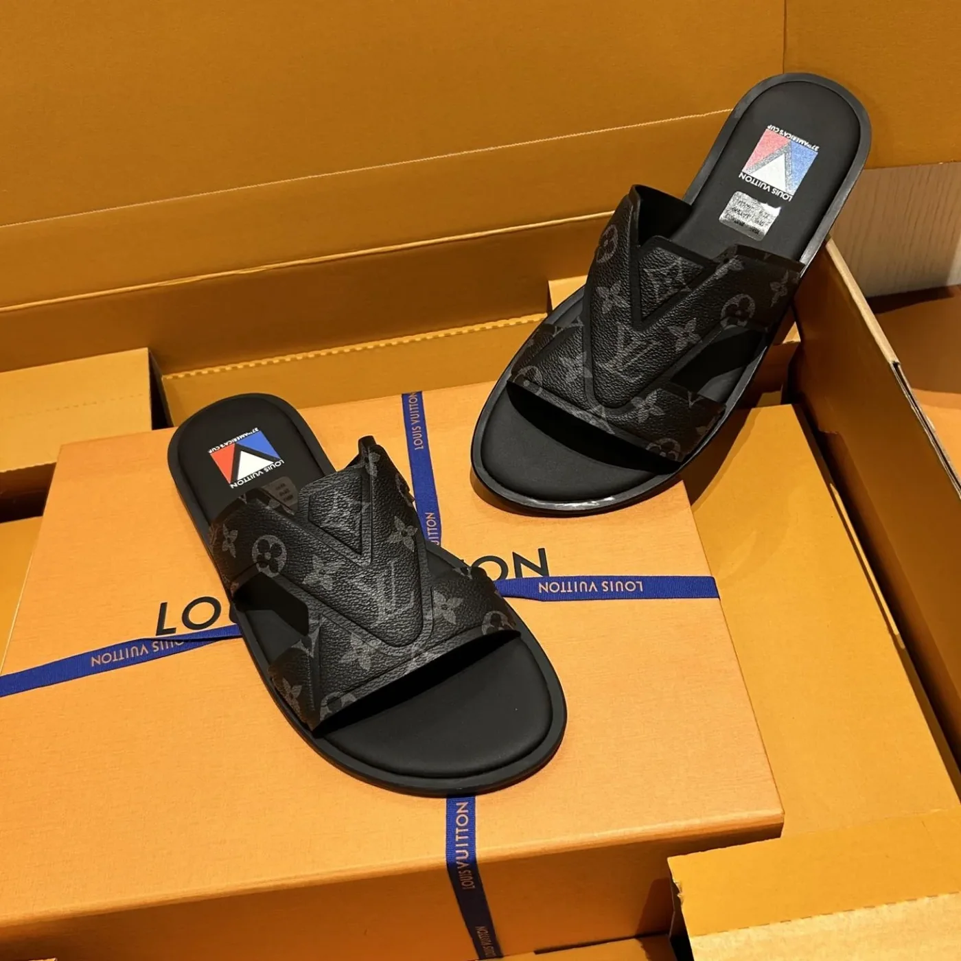Louis Vuitton Oasis Mule Monogram Black