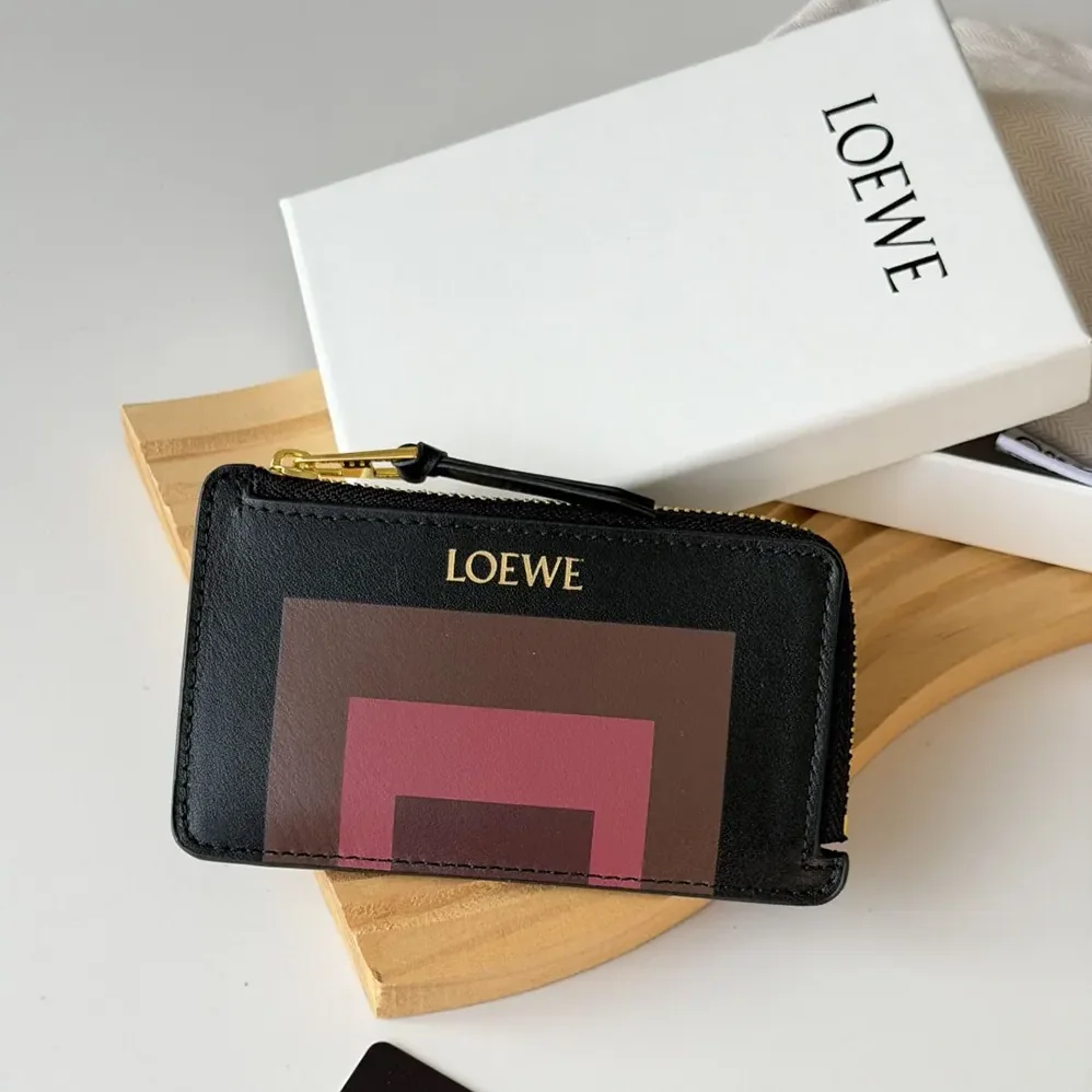 Loewe Coin Cardholder in Nappa Calfskin for Unisex in Black Loewe Coin Cardholder in Nappa Calfskin for Unisex in Black