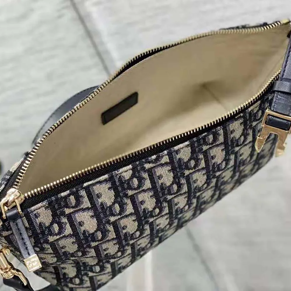 Dior Medium Diortravel Nomad Pouch Blue Dior Oblique Jacquard for Women Dior Medium Diortravel Nomad Pouch Blue Dior Oblique Jacquard for Women