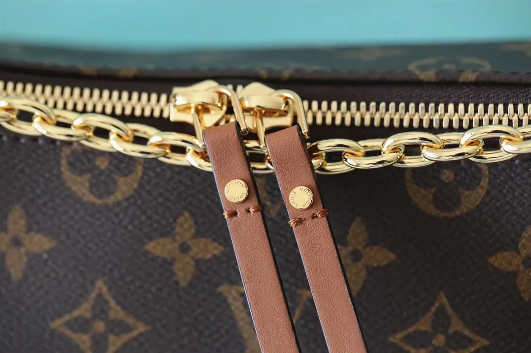 Louis Vuitton Loop Monogram Canvas By Nicolas Ghesquiere Louis Vuitton Loop Monogram Canvas By Nicolas Ghesquiere