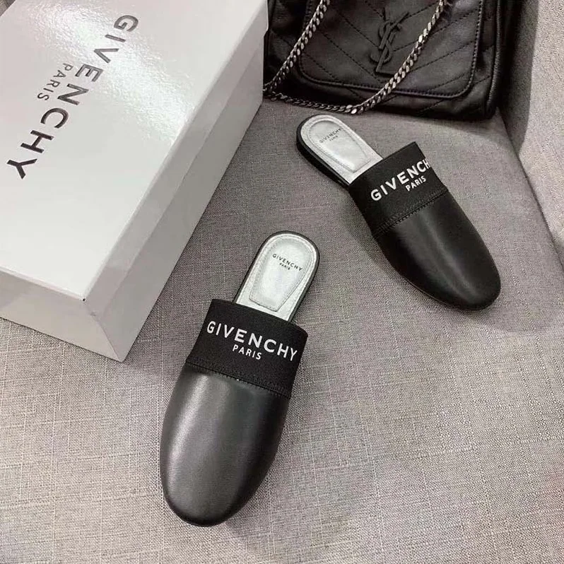 Givenchy Shoes Givenchy Paris Flat Mules in Calf Leather for Women Givenchy Shoes Givenchy Paris Flat Mules in Calf Leather for Women