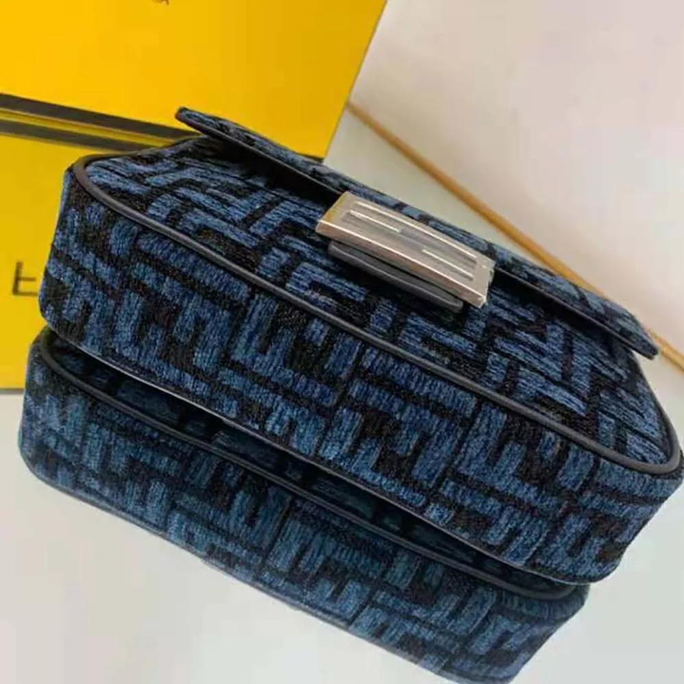 Fendi Baguette Chain Midi Dark Blue FF Tapestry Fabric Bag for Women Fendi Baguette Chain Midi Dark Blue FF Tapestry Fabric Bag for Women
