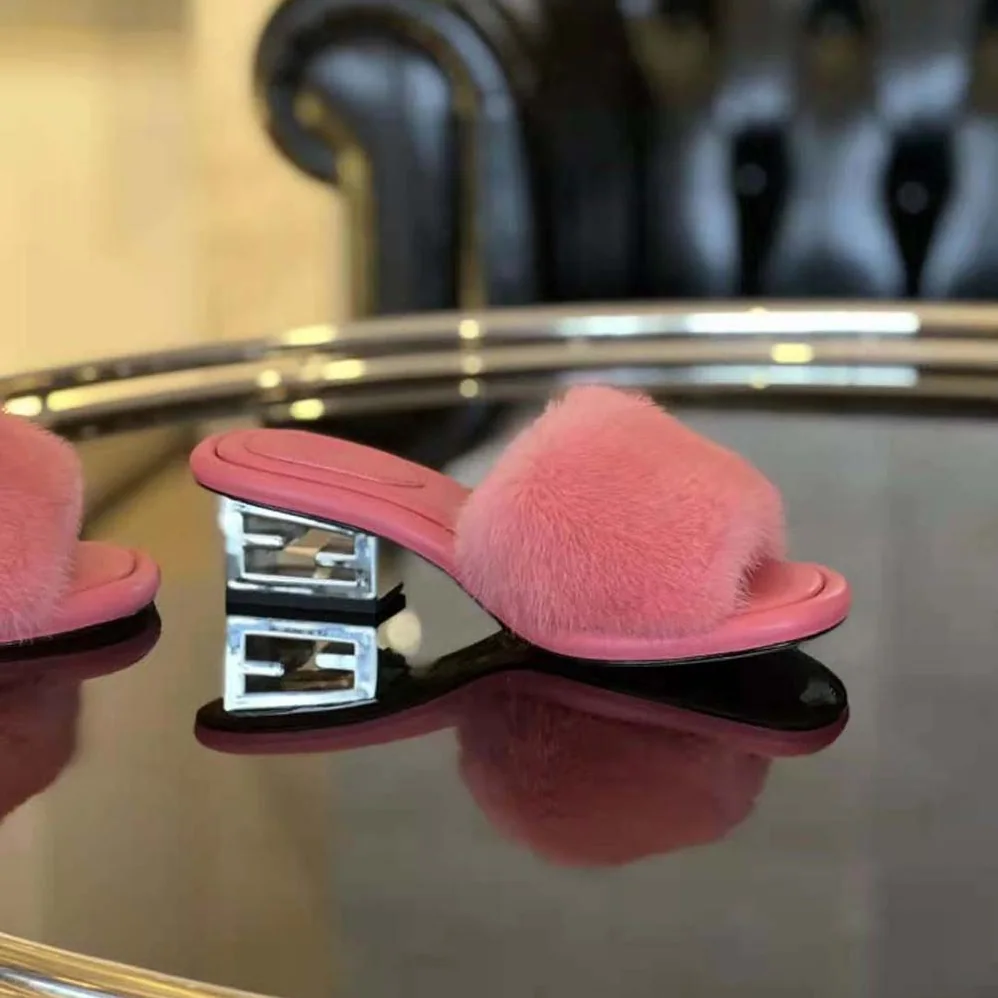 Fendi Baguette Pink Mink Slides for Women Fendi Baguette Pink Mink Slides for Women
