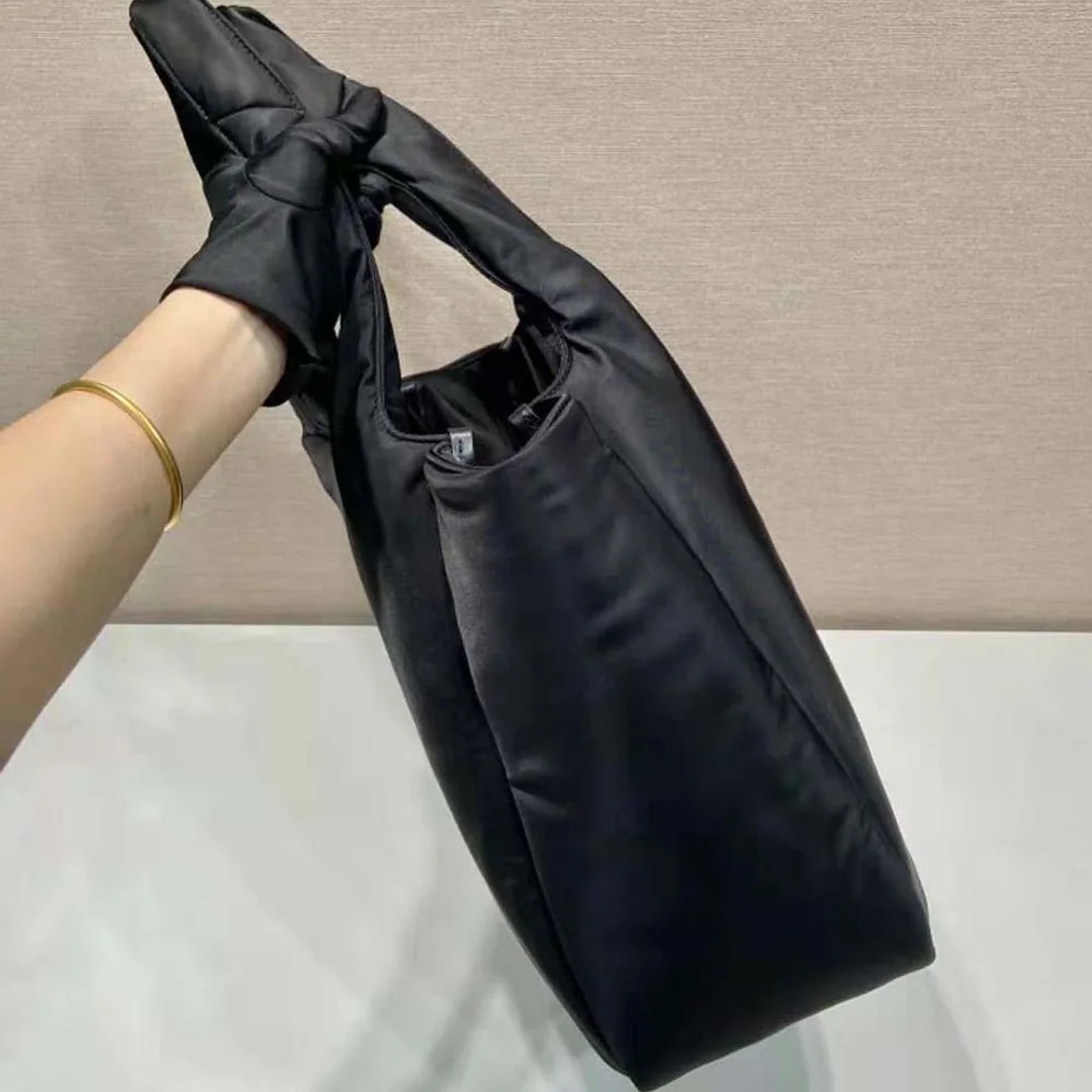 Prada Large Padded Re-Nylon Tote Bag for Women in Black Prada Large Padded Re-Nylon Tote Bag for Women in Black