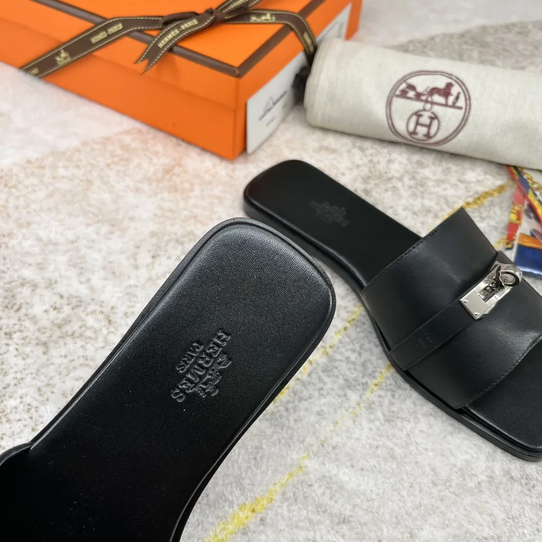 Hermes Giulia Sandal Brown