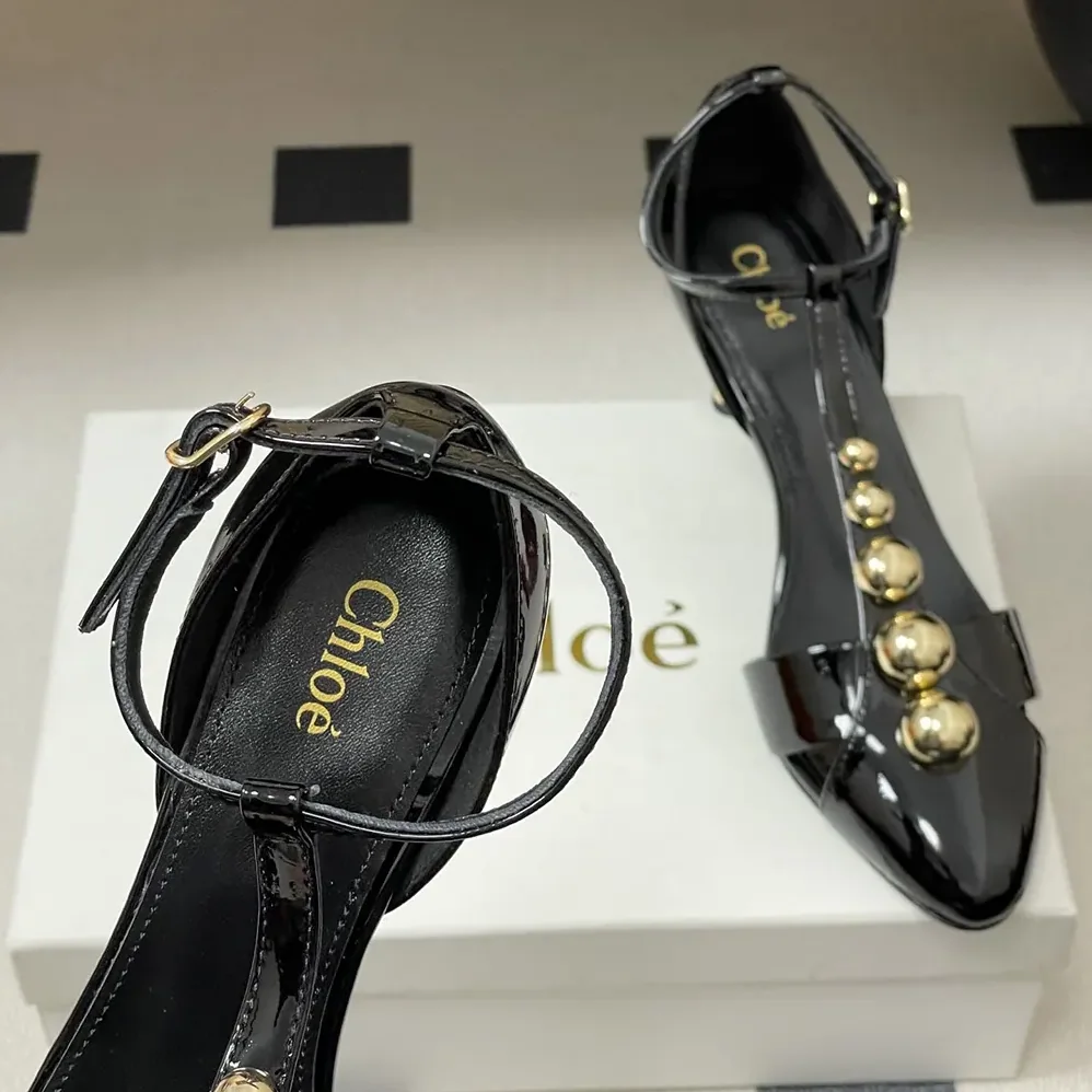 Chloe Cleia Heeled Sandal for Women in Black Chloe Cleia Heeled Sandal for Women in Black