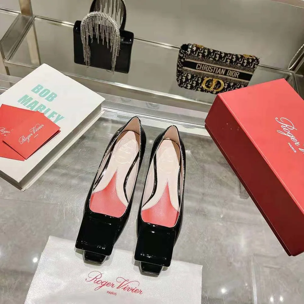 Roger Vivier Strass Heel Covered Buckle Ballerinas in Nappa Leather for Women in Black Roger Vivier Strass Heel Covered Buckle Ballerinas in Nappa Leather for Women in Black