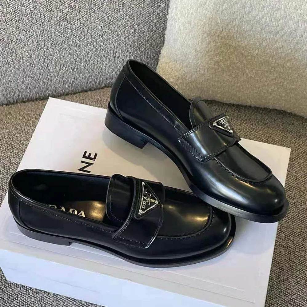 Prada Patent Leather Loafers in 25 mm Heel Height for Men in Black Prada Patent Leather Loafers in 25 mm Heel Height for Men in Black