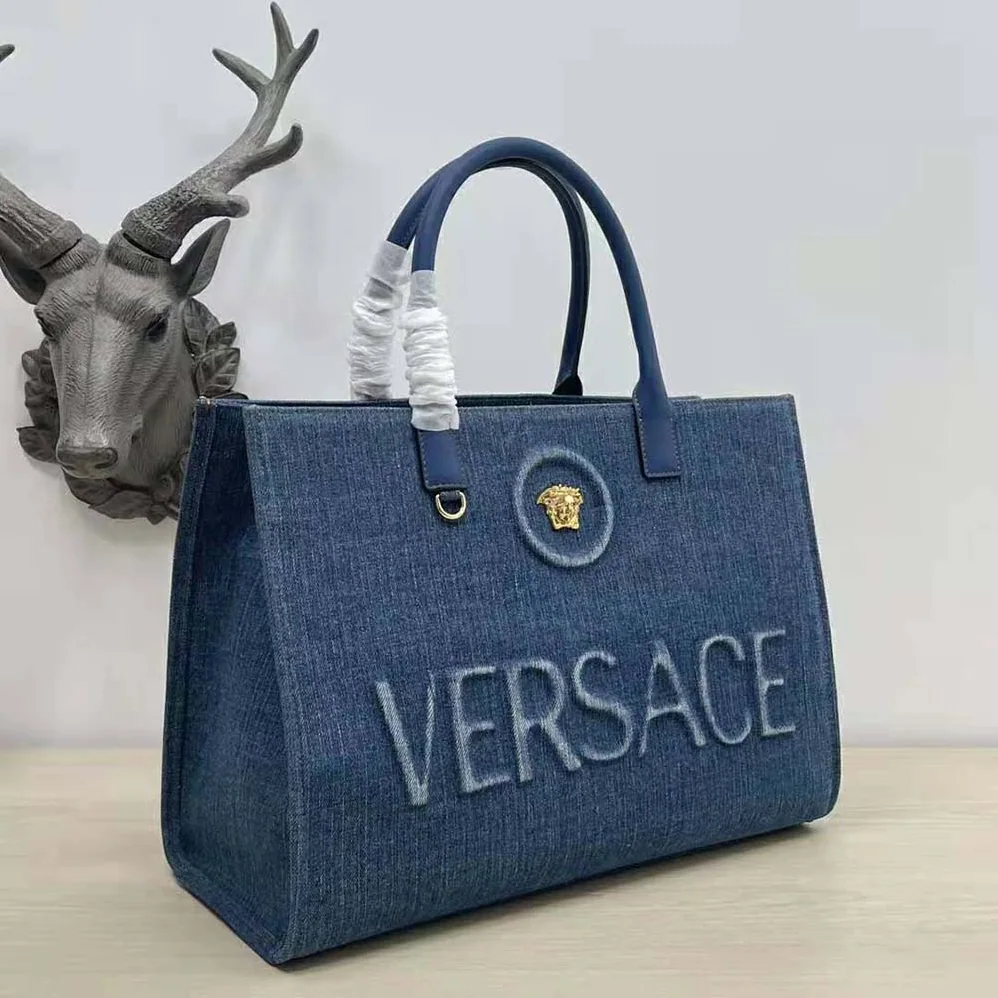Versace La Medusa Large Tote Bag for Women in Navy Versace La Medusa Large Tote Bag for Women in Navy