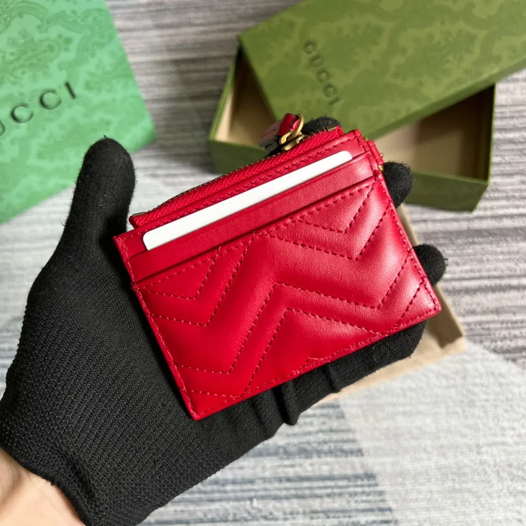 Gucci GG Marmont Keychain Wallet Red / Gucci GG Marmont Keychain Wallet Red /