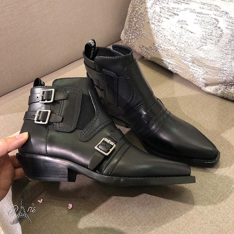 Dior Shoes Diorsaddle Calfskin Leather Ankle Boot 35mm Heel Hight for Women in Black