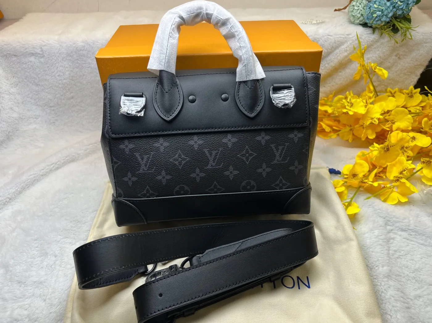 Louis Vuitton Steamer PM Black / Louis Vuitton Steamer PM Black /