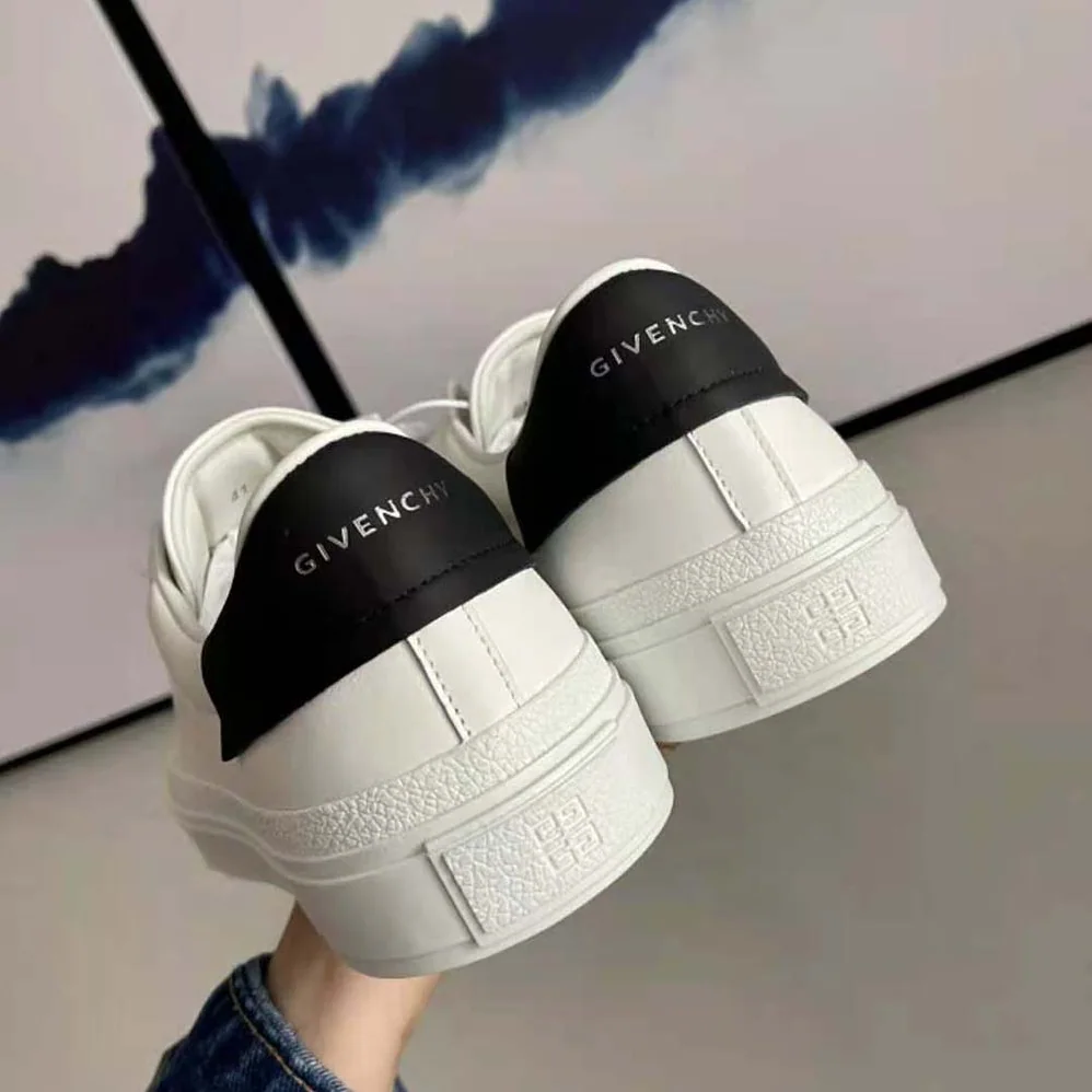 Givenchy Sneakers City Sport in Two Tone Leather for Men in White Givenchy Sneakers City Sport in Two Tone Leather for Men in White