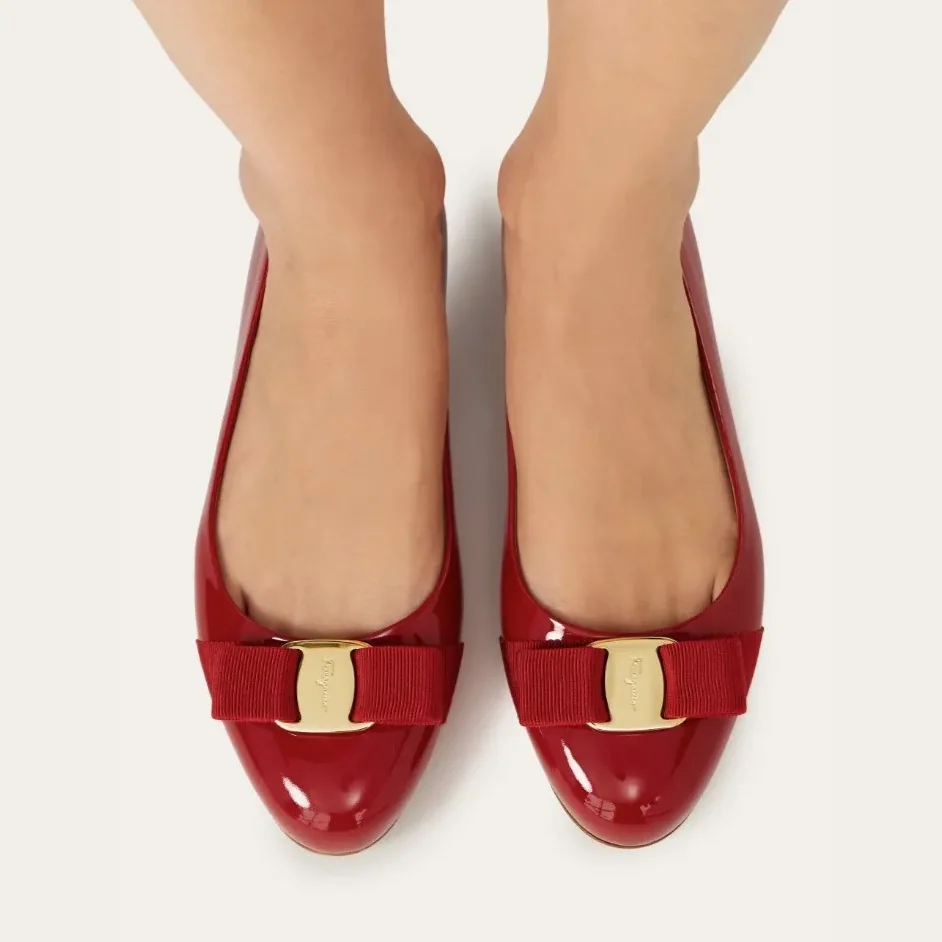 Ferragamo Varina Ballet Flat Red 01A181