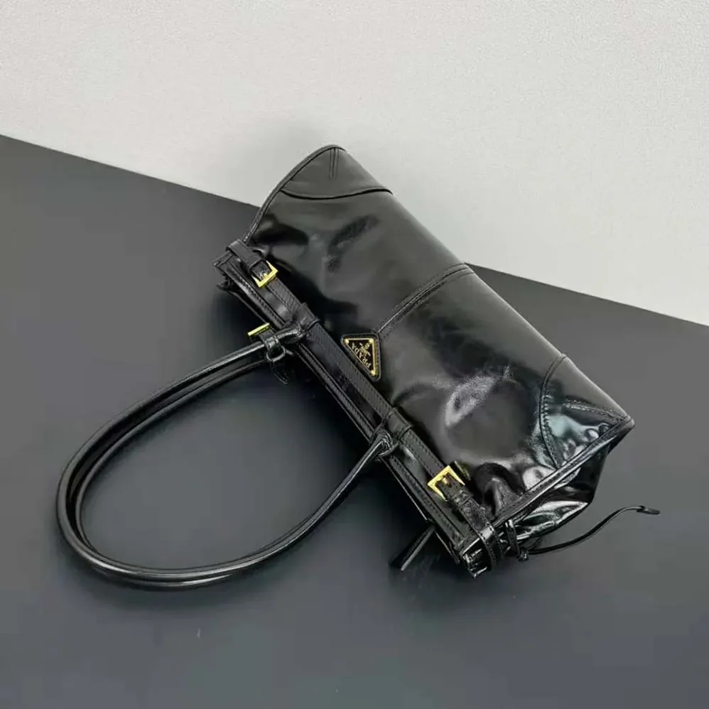 Prada Medium Leather Handbag for Women in Black Prada Medium Leather Handbag for Women in Black