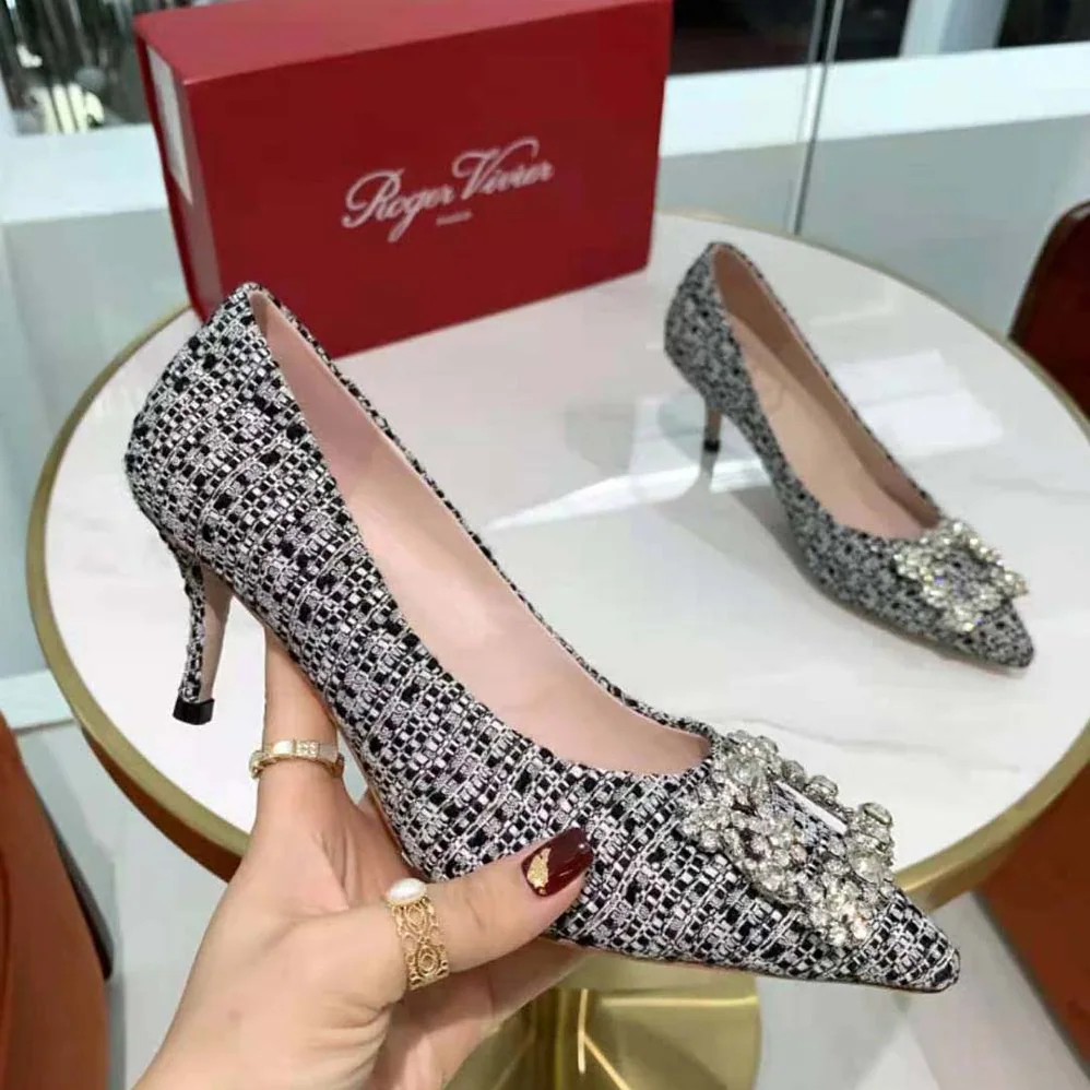 Roger Vivier Flower Strass Buckle Pumps in Fabrics for Women Roger Vivier Flower Strass Buckle Pumps in Fabrics for Women