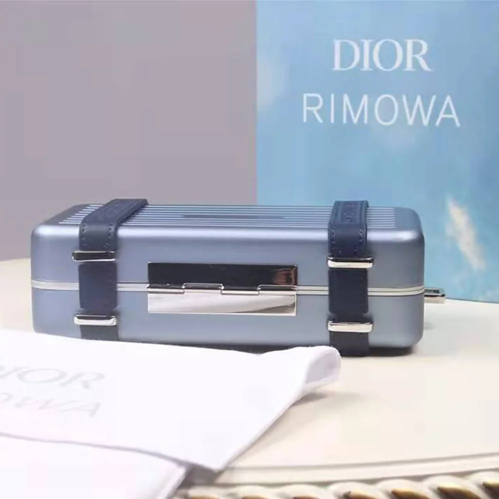 Dior Dior and Rimowa Personal Clutch Aluminum and Grained Calfskin for Men in Blue Dior Dior and Rimowa Personal Clutch Aluminum and Grained Calfskin for Men in Blue