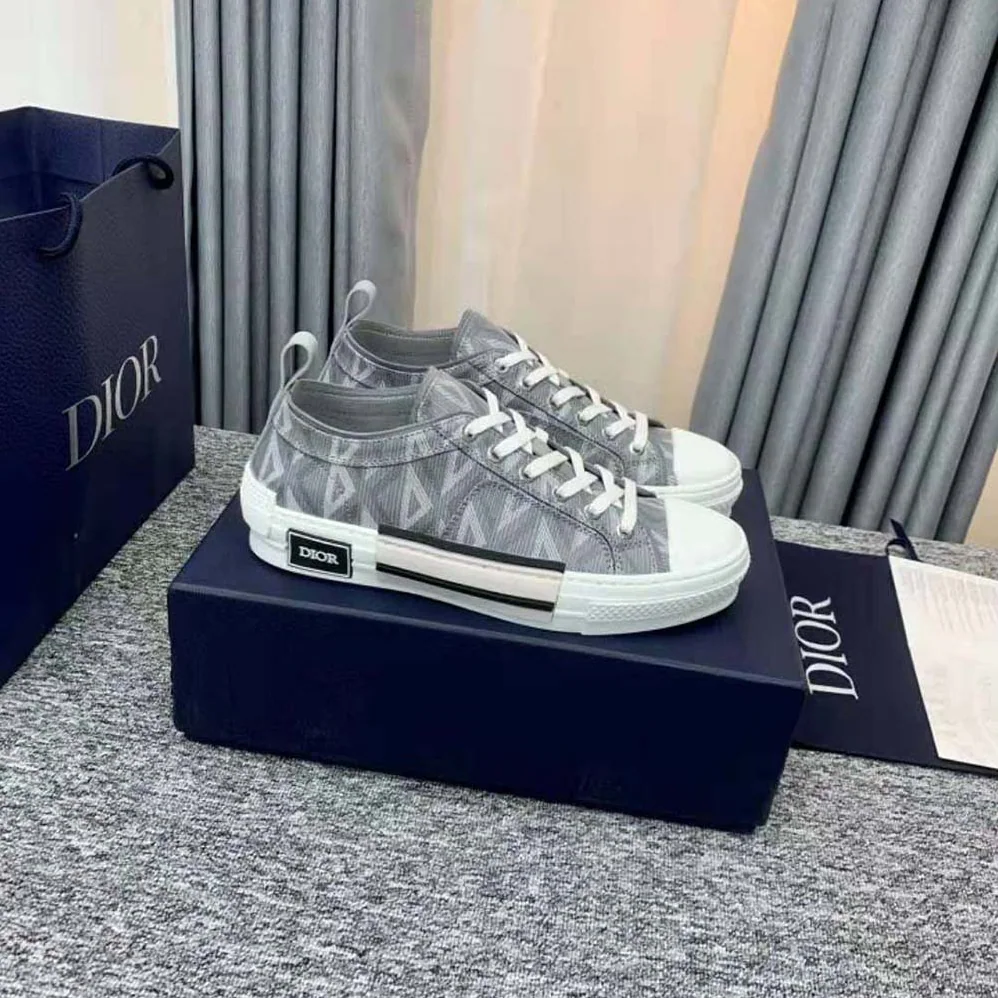 Dior B23 Low-Top Sneaker Dior Gray CD Diamond Canvas for Unisex Dior B23 Low-Top Sneaker Dior Gray CD Diamond Canvas for Unisex