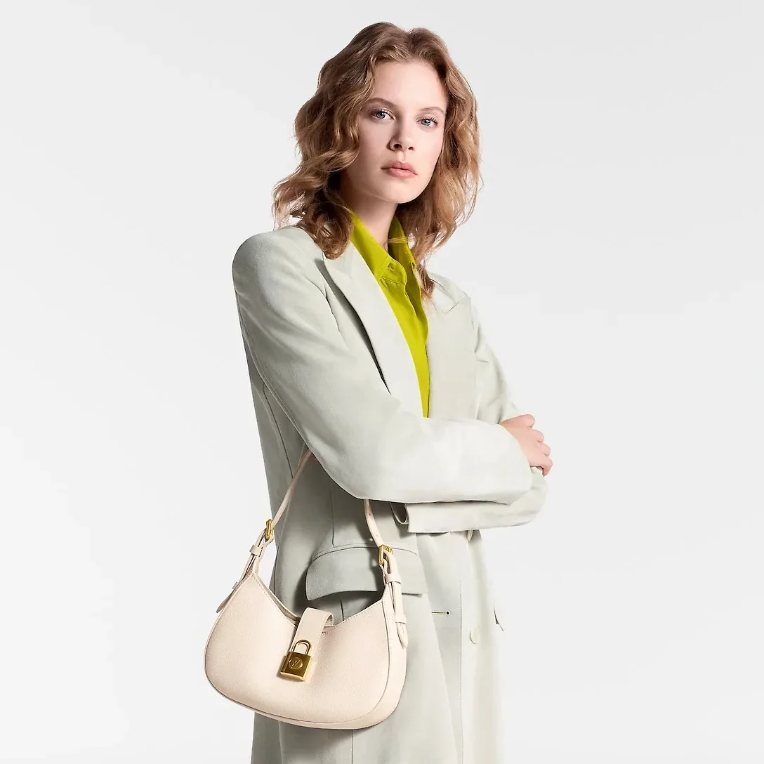 Louis Vuitton Low Key Shoulder Bag Quartz /