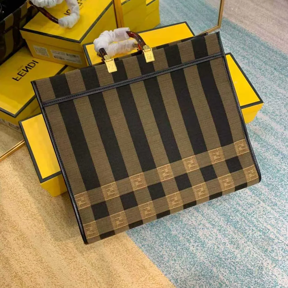 Fendi Sunshine Large Shopper in Brown Fabric for Women