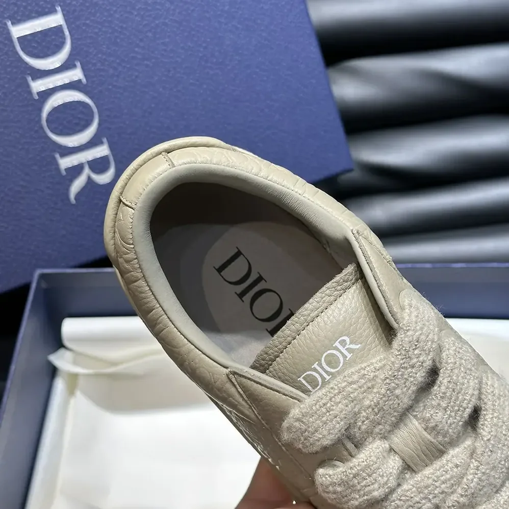 Dior B33 Sneaker Beige Grained Calfskin and Beige Dior Gravity Leather for Men Dior B33 Sneaker Beige Grained Calfskin and Beige Dior Gravity Leather for Men