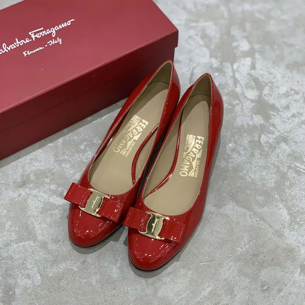 Salvatore Ferragamo Vara Pump for Women in Red