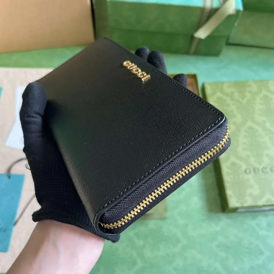 Gucci Zip Around Wallet With Script Black / Gucci Zip Around Wallet With Script Black /