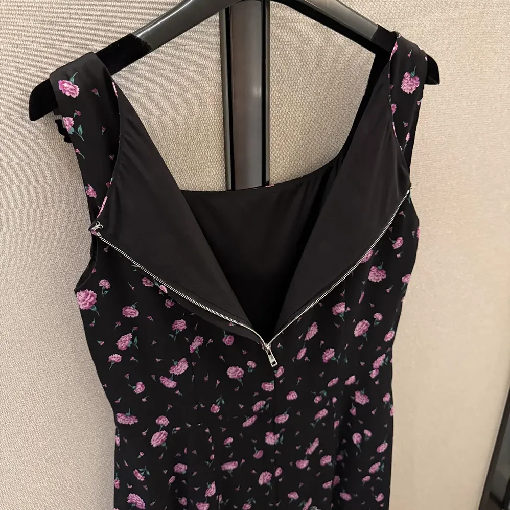 Dolce Gabbana D&G Carnations for Women in Print Sheath Dress