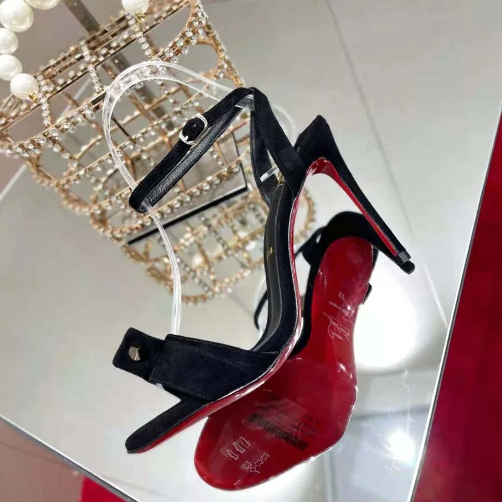 Christian Louboutin Umberta 100 mm in Suede Calfskin for Women in Black Christian Louboutin Umberta 100 mm in Suede Calfskin for Women in Black