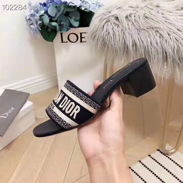 Dior Dway Mule in Embroidered Cotton for Women in Navy Dior Dway Mule in Embroidered Cotton for Women in Navy