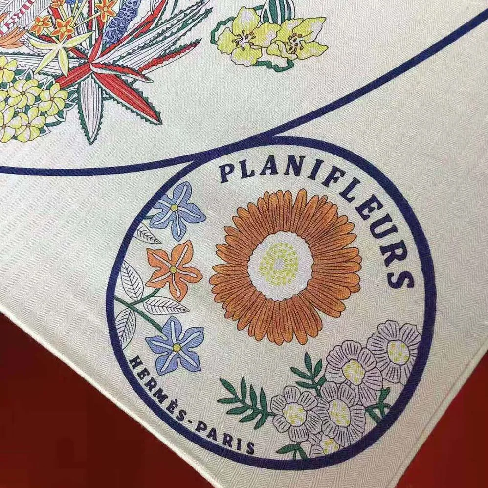 Hermes Planifleurs Scarf 90 for Women in White Hermes Planifleurs Scarf 90 for Women in White