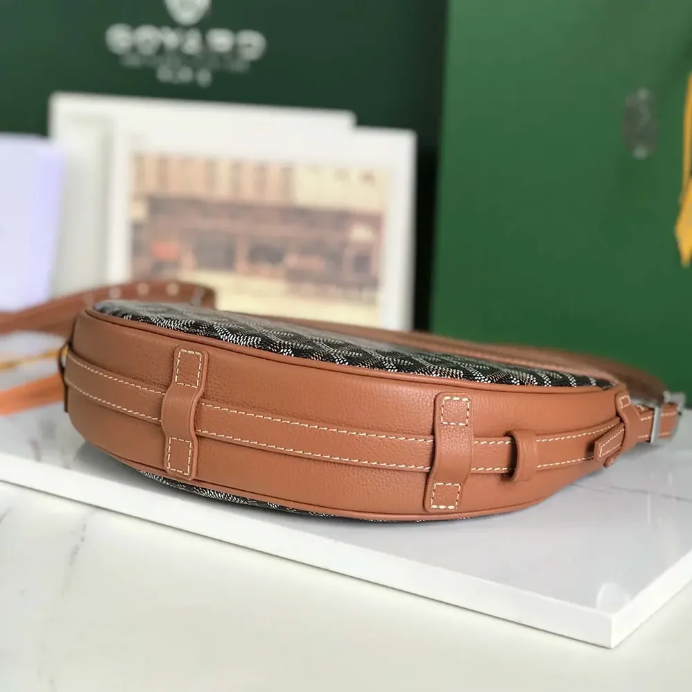 Goyard Hirondelle Bag for Unisex in Tan Goyard Hirondelle Bag for Unisex in Tan