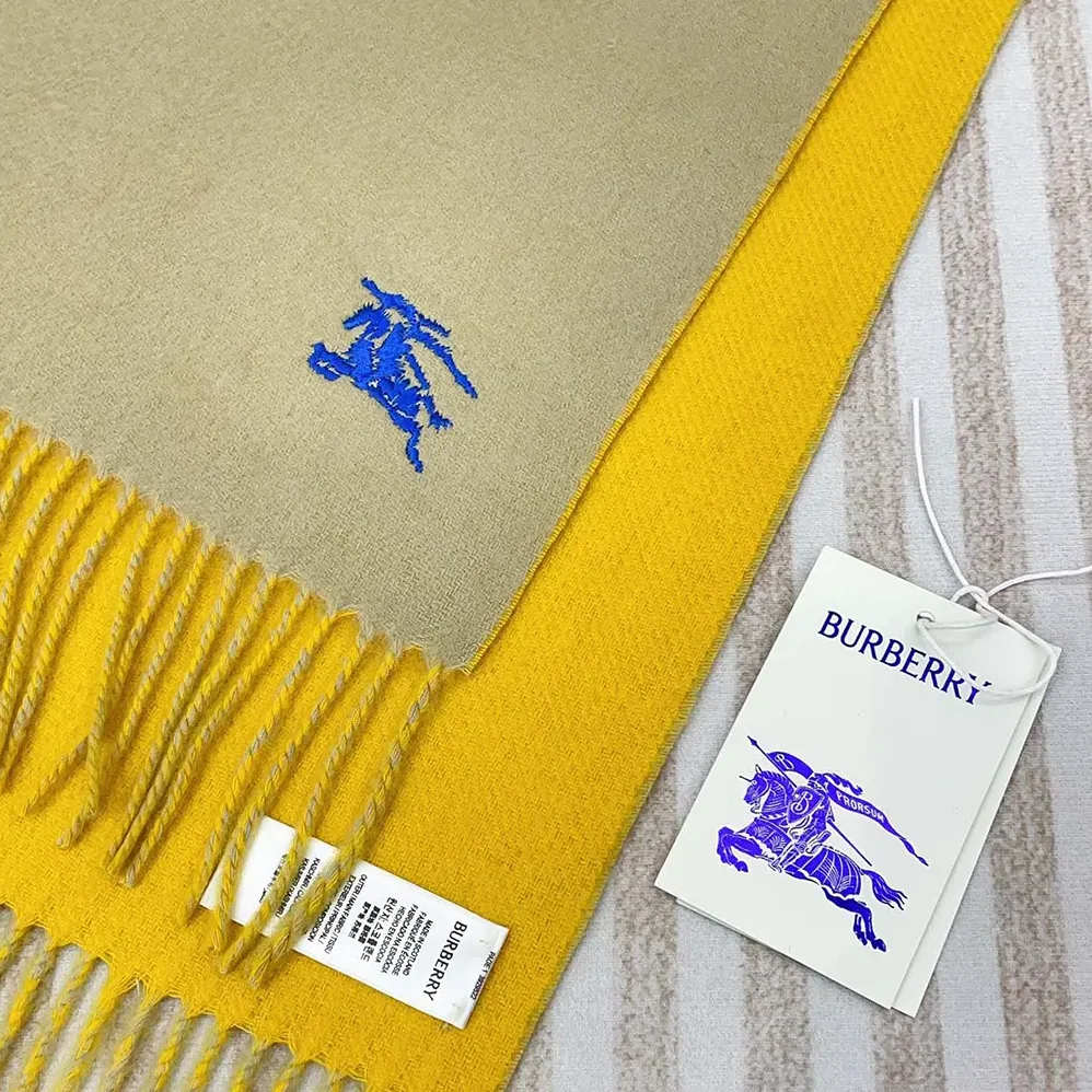 Burberry Reversible Cashmere Scarf for Unisex in Yellow Burberry Reversible Cashmere Scarf for Unisex in Yellow