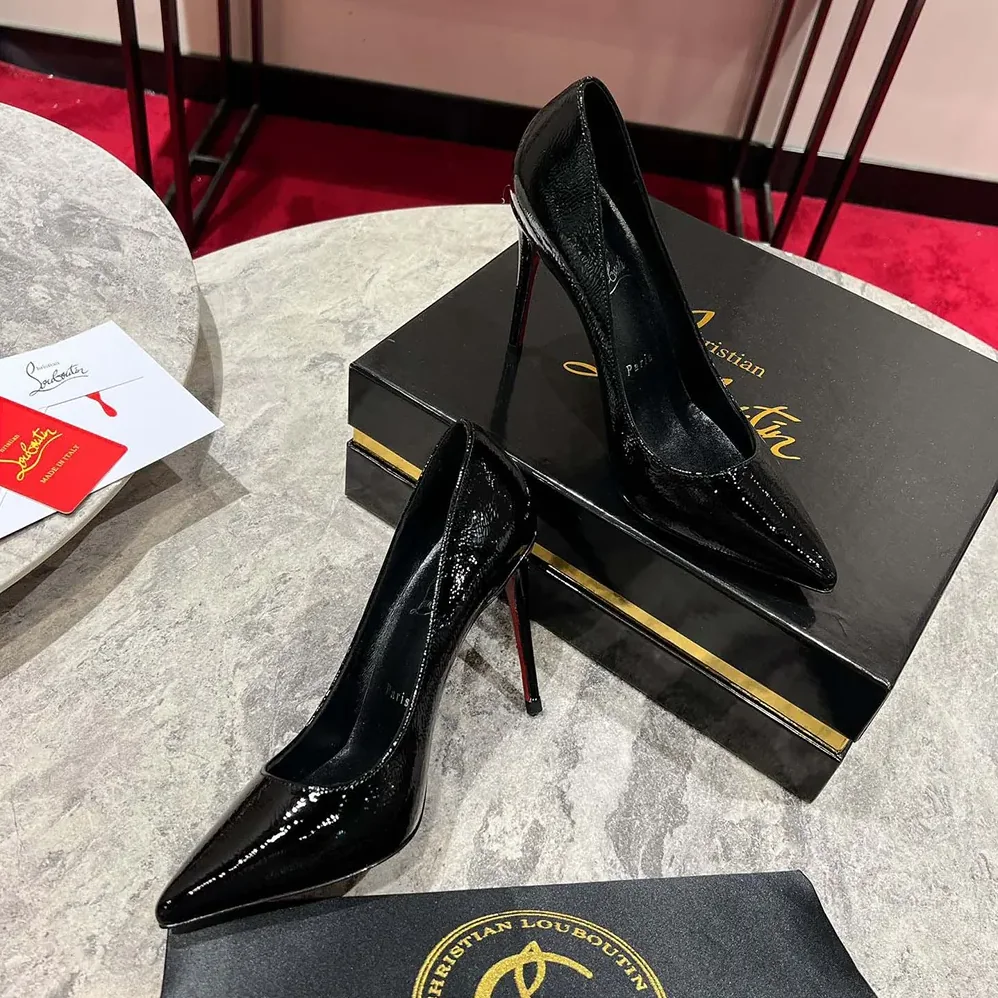 Christian Louboutin Kate 100 mm Pumps Star Textured Laminated Calf Leather for Women in Black Christian Louboutin Kate 100 mm Pumps Star Textured Laminated Calf Leather for Women in Black