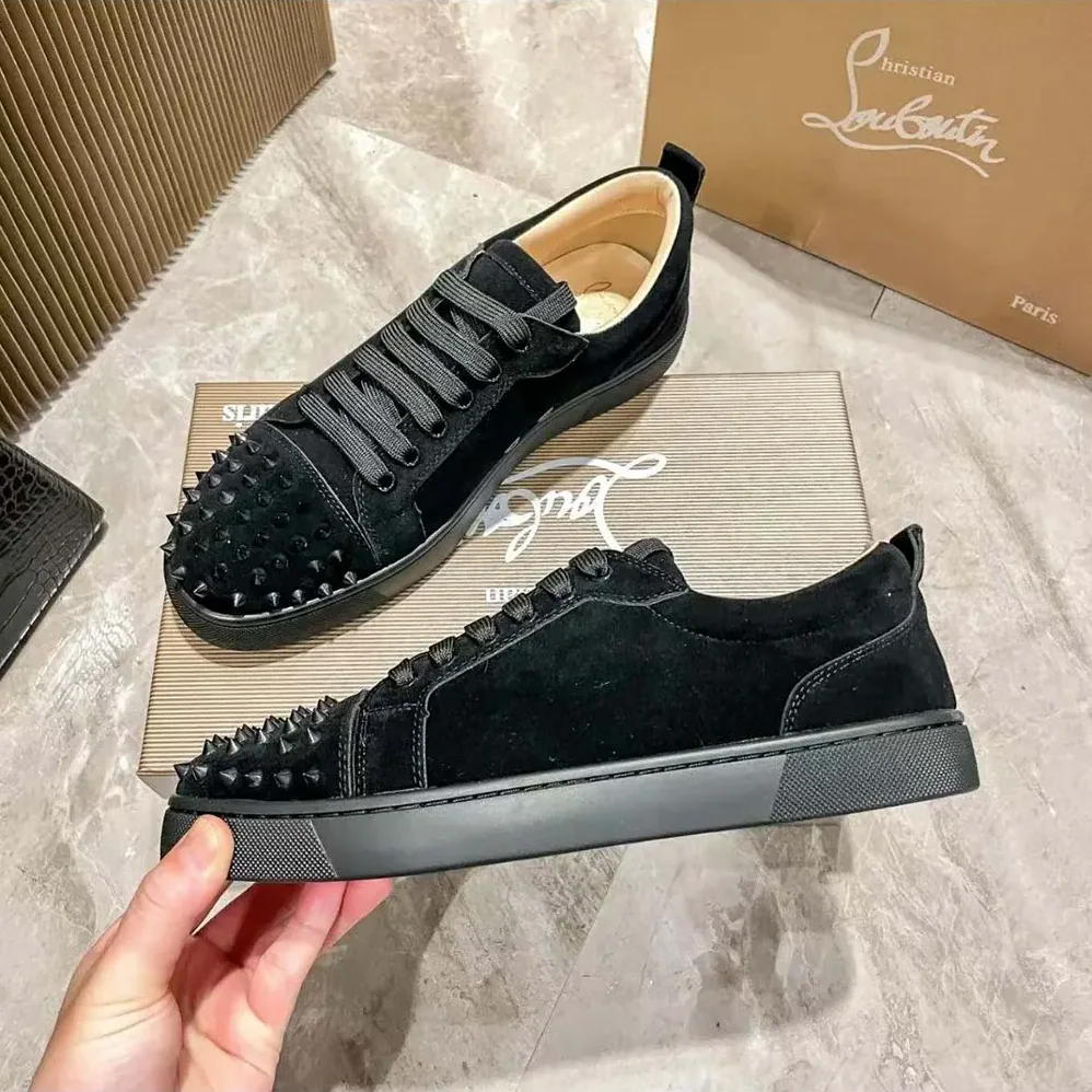 Christian Louboutin Louis Junior Spikes Sneakers Veau Velours for Unisex in Black Christian Louboutin Louis Junior Spikes Sneakers Veau Velours for Unisex in Black