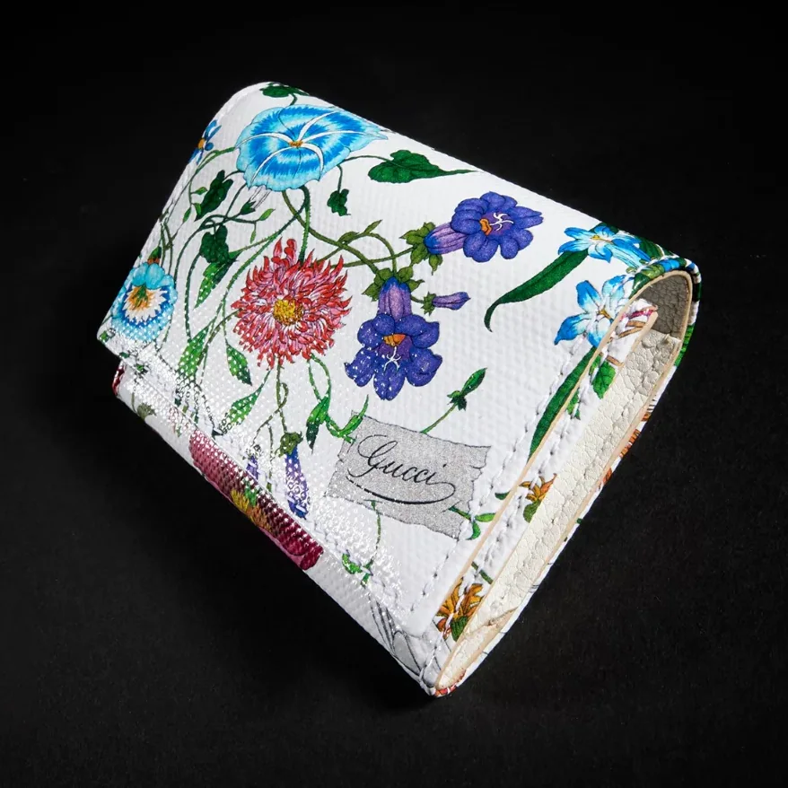 Gucci Flora Motif Bi Fold Card Case / White in Multicolor Palladium Hardware
