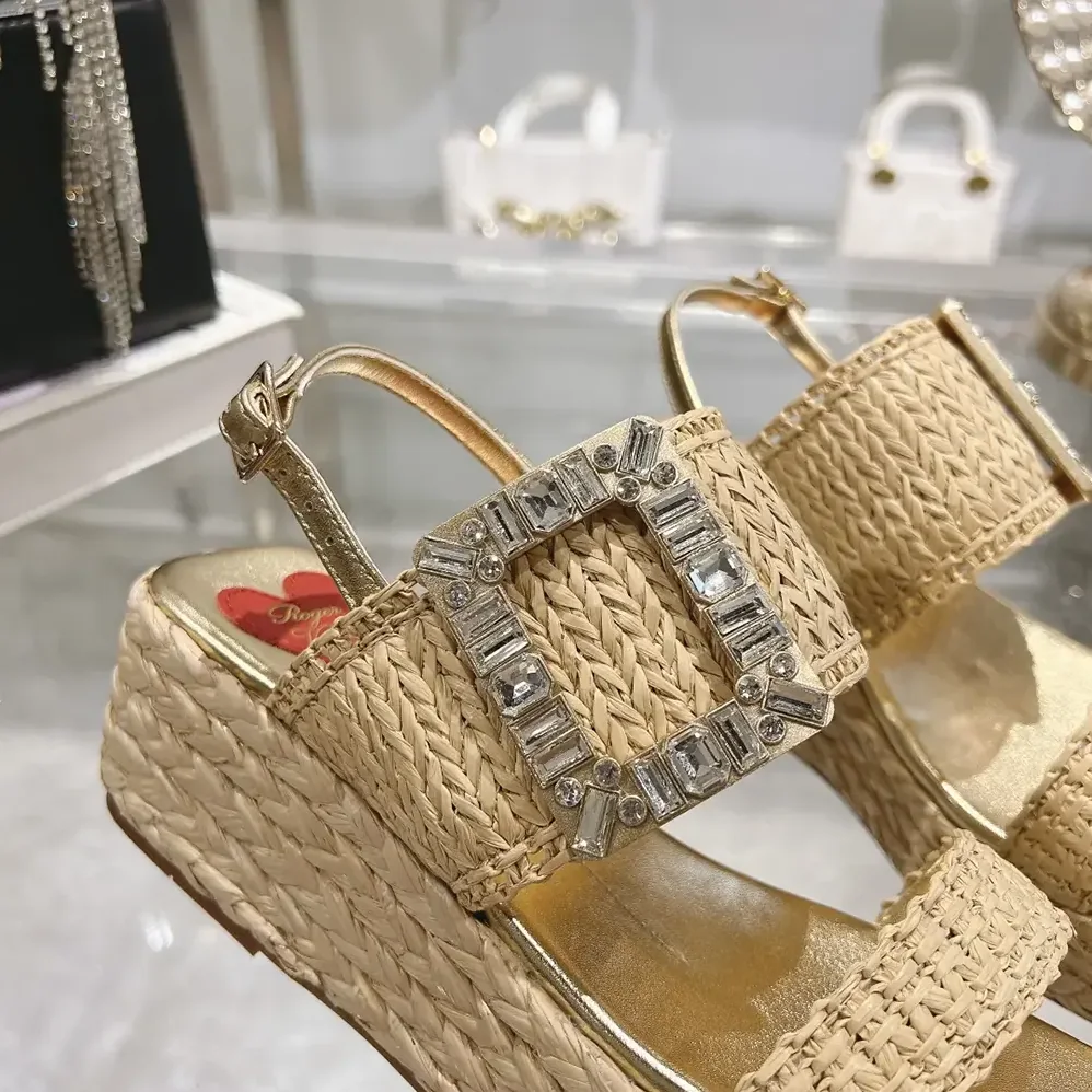 Roger Vivier Strass Buckle Wedge Sandals in Raffia for Women Roger Vivier Strass Buckle Wedge Sandals in Raffia for Women