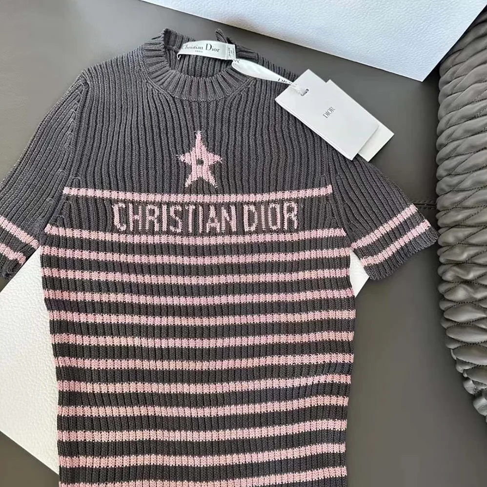 Dior Dioriviera Short-sleeved Sweater Gray and Pink Cotton Knit with Signature for Women Dior Dioriviera Short-sleeved Sweater Gray and Pink Cotton Knit with Signature for Women