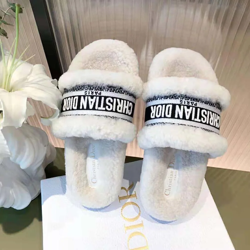 Dior Dway Slide White Embroidered Cotton and Shearling for Women Dior Dway Slide White Embroidered Cotton and Shearling for Women