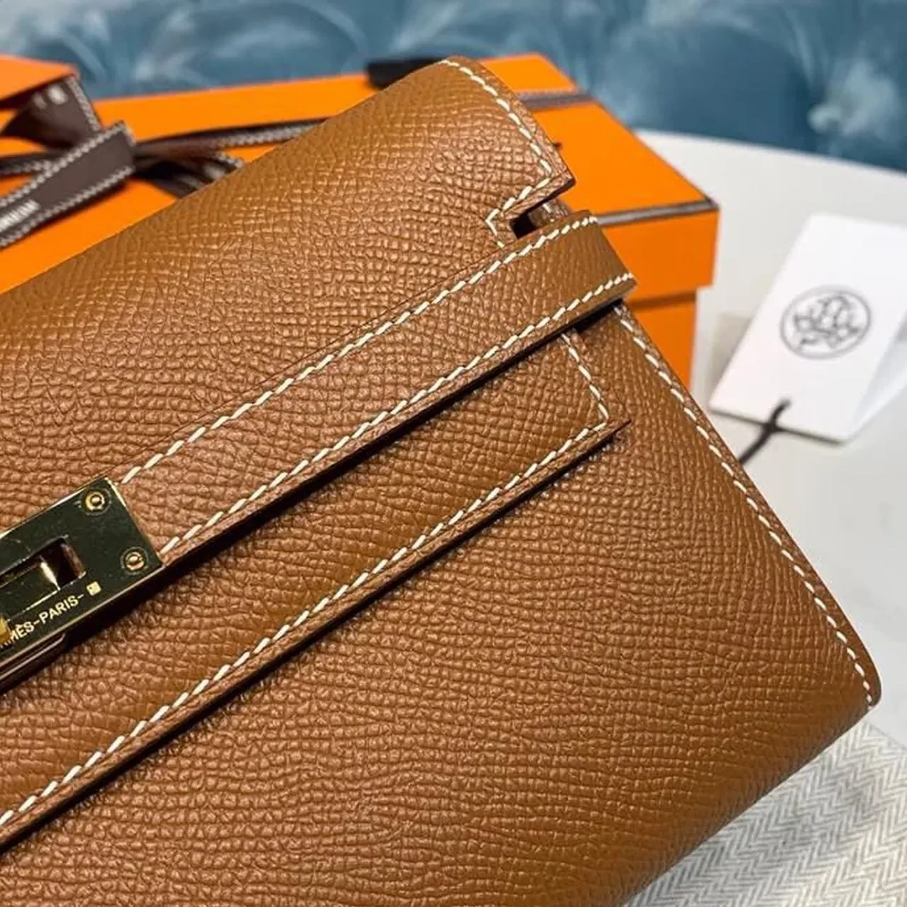 Hermes Kelly Wallet To Go Woc Brown With Gold Toned Hardware Bag / Hermes Kelly Wallet To Go Woc Brown With Gold Toned Hardware Bag /