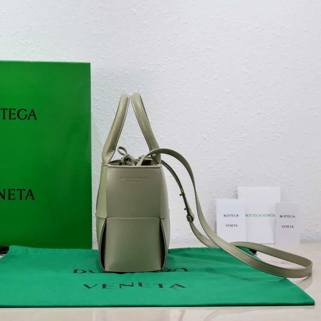 Bottega Veneta Mini Arco Tote Bag Green Bottega Veneta Mini Arco Tote Bag Green