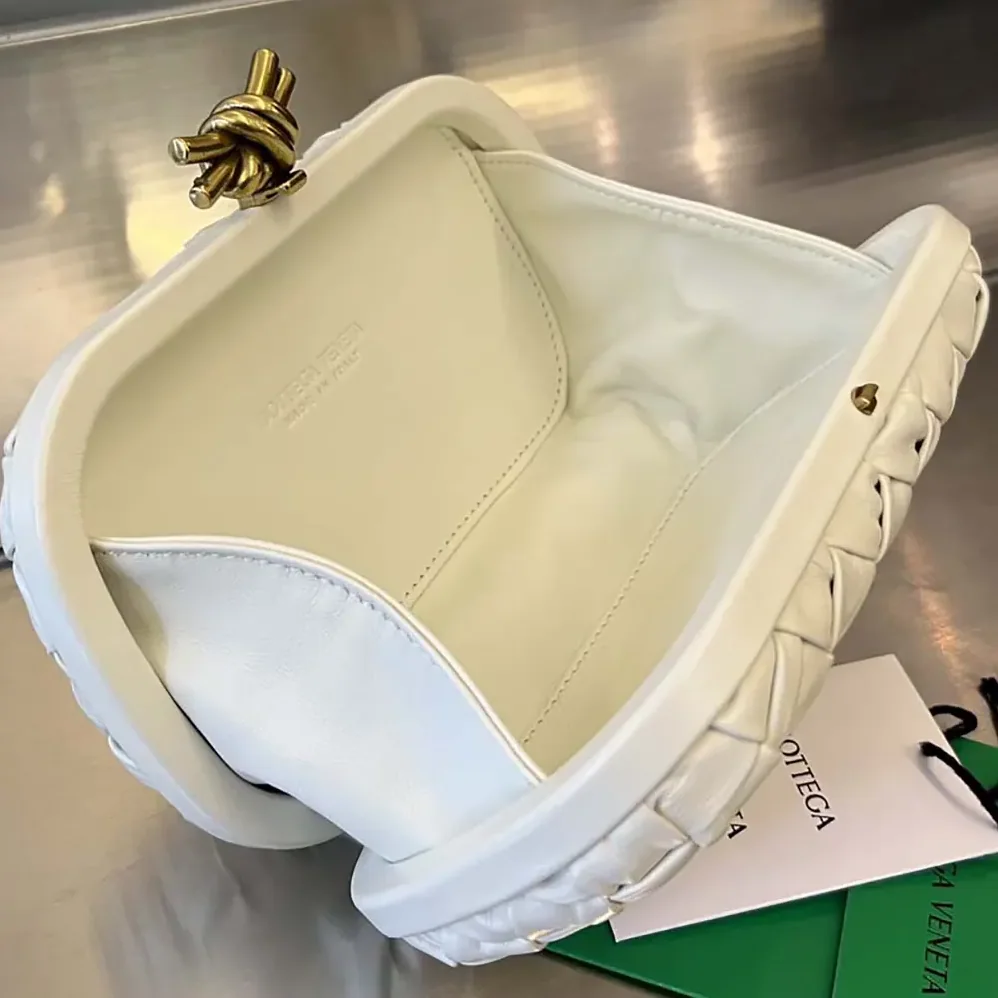 Bottega Veneta Knot Minaudière Clutch in Calfskin Leather for Women in White Bottega Veneta Knot Minaudière Clutch in Calfskin Leather for Women in White