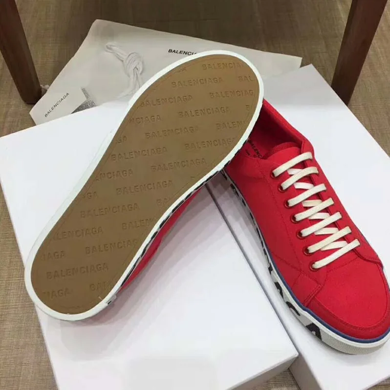 Balenciaga Shoes Match Trainers Cotton Canvas Minimalist for Men in Red Balenciaga Shoes Match Trainers Cotton Canvas Minimalist for Men in Red