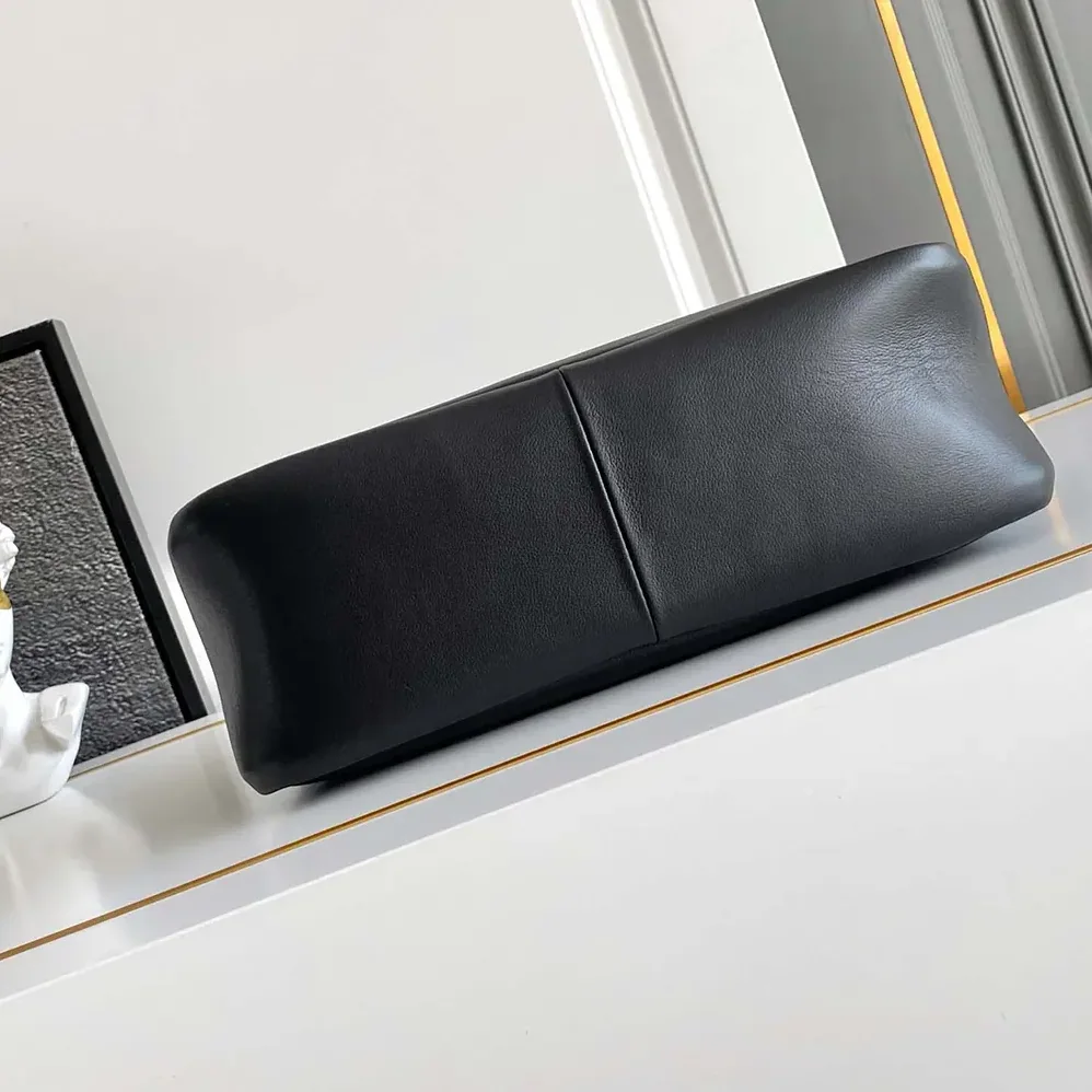 Prada Darling Medium Leather Shoulder Bag for Women in Black Prada Darling Medium Leather Shoulder Bag for Women in Black