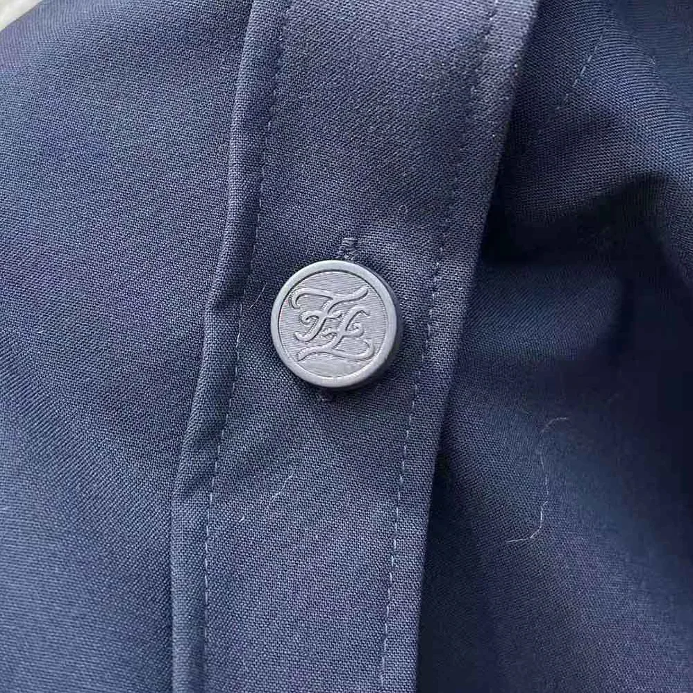 Fendi Single-Breasted Blue Wool Go for Women in To Jacket