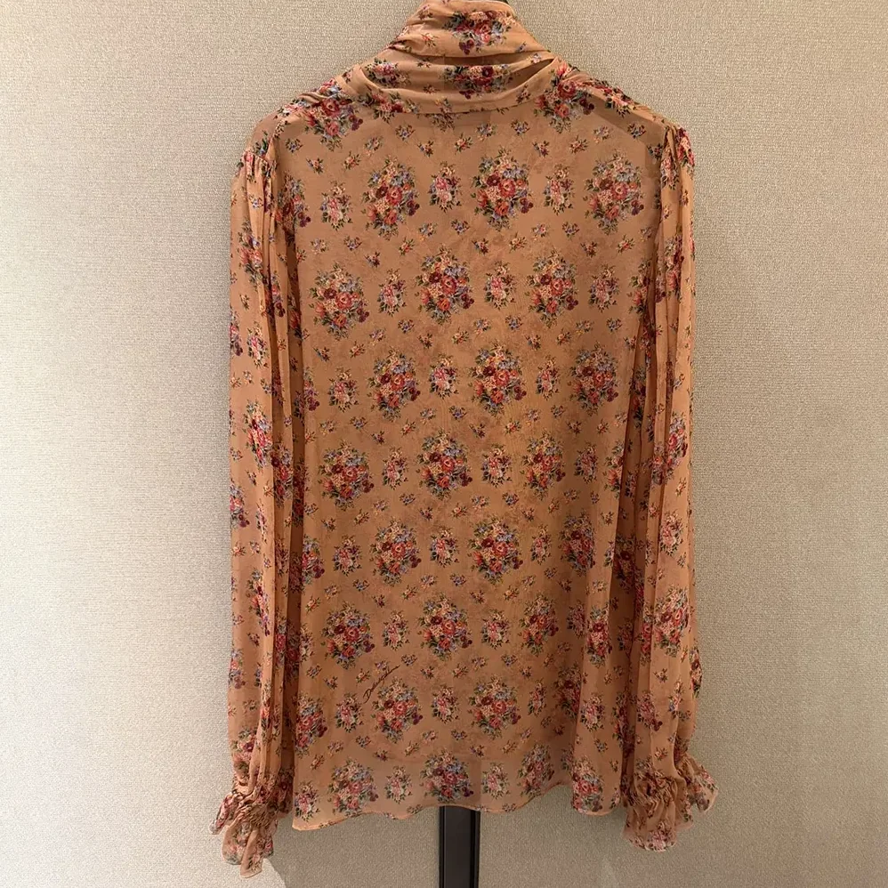 Dolce Gabbana D&G Small Flower Bouquets for Women in Print Chiffon Top