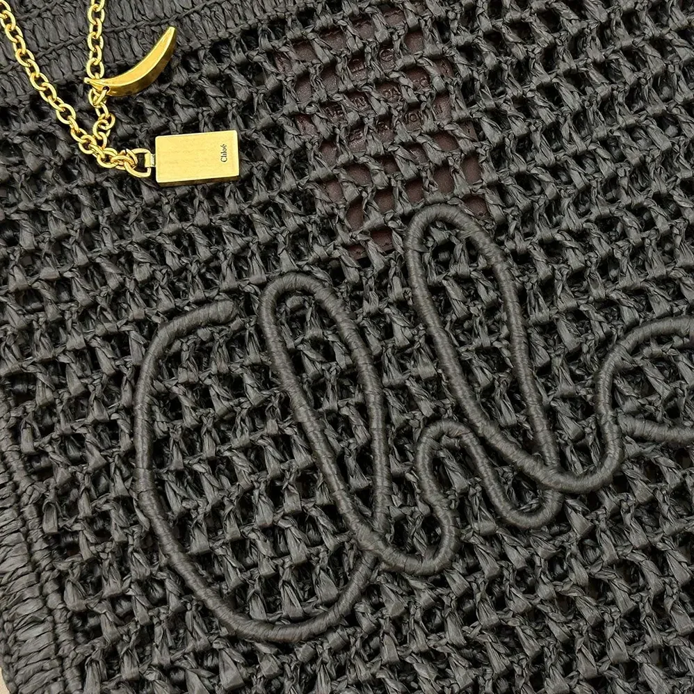 Chloe Summer Banana Tote Bag In Raffia for Women in Black