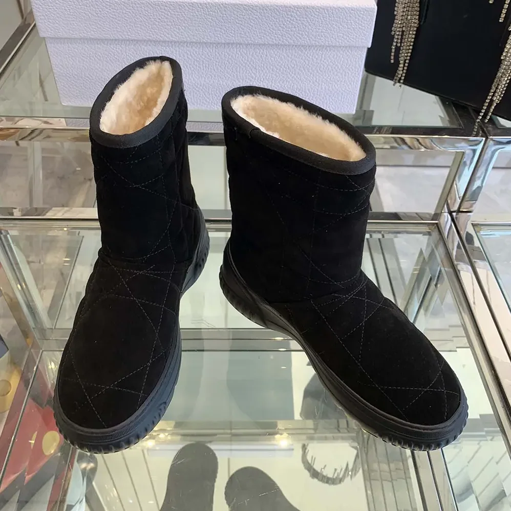 Dior Frost Ankle Boot Black Cannage Suede and Ecru Lambskin Shearling for Women Dior Frost Ankle Boot Black Cannage Suede and Ecru Lambskin Shearling for Women