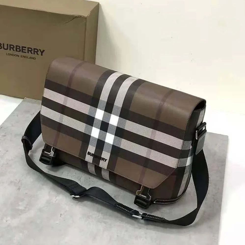 Burberry Large Wright Bag in Calf Leather for Men in Brown Burberry Large Wright Bag in Calf Leather for Men in Brown