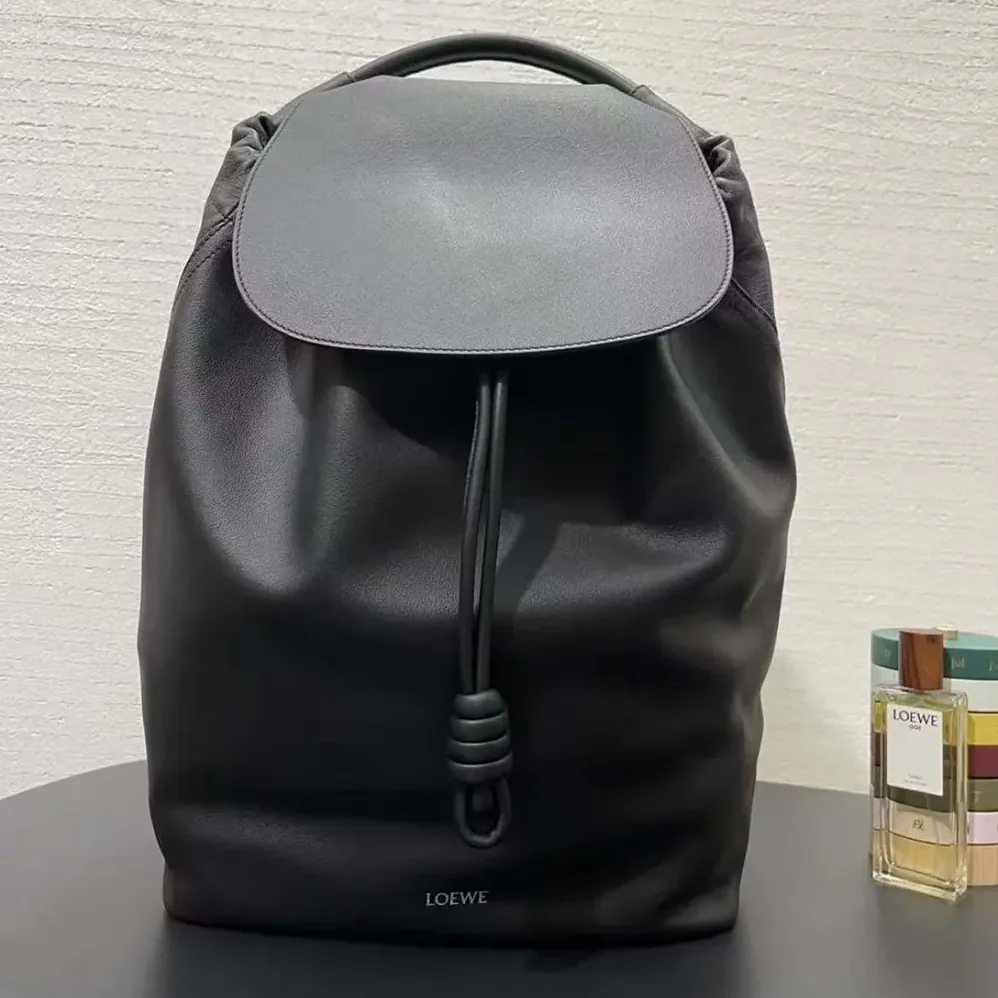 Loewe Flamenco Backpack in Shiny Supple Calfskin for Unisex in Black Loewe Flamenco Backpack in Shiny Supple Calfskin for Unisex in Black